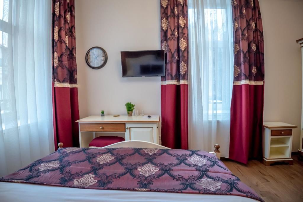 Отели типа «постель и завтрак» Ana Boutique Алба-Юлия-53